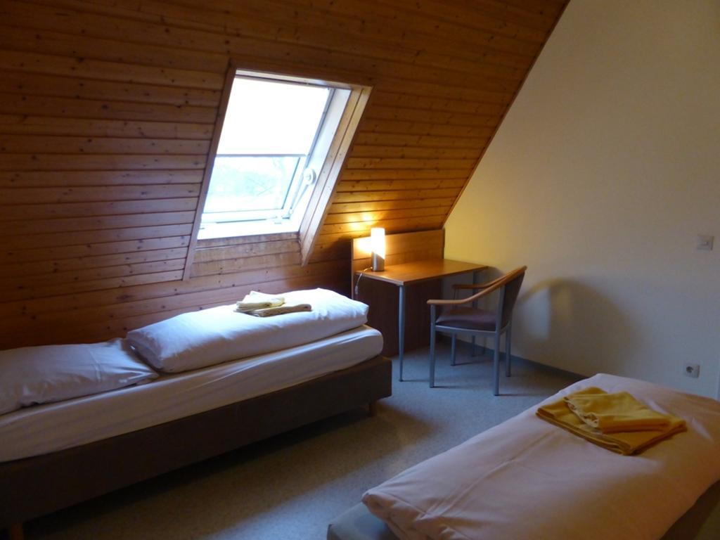 Gaestehaus An Der Rheinbruecke Altlussheim Eksteriør bilde